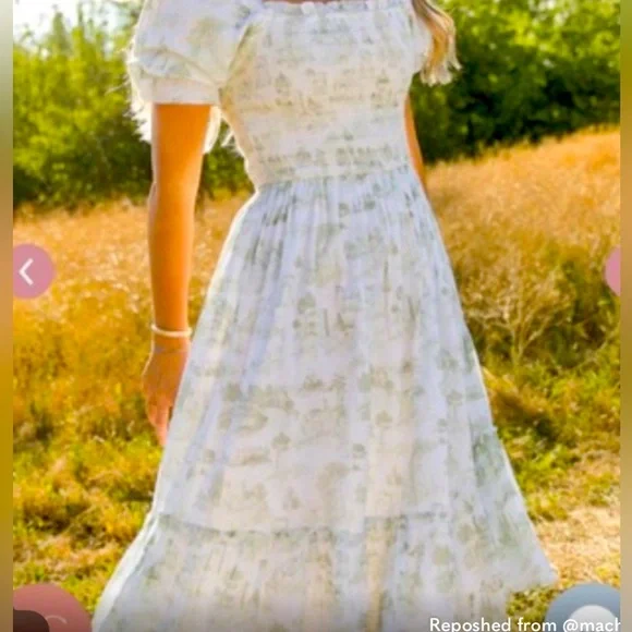 Valencia Dress White and Green Ivy City Dress 100% Cotton Spring - Picture 2 of 6